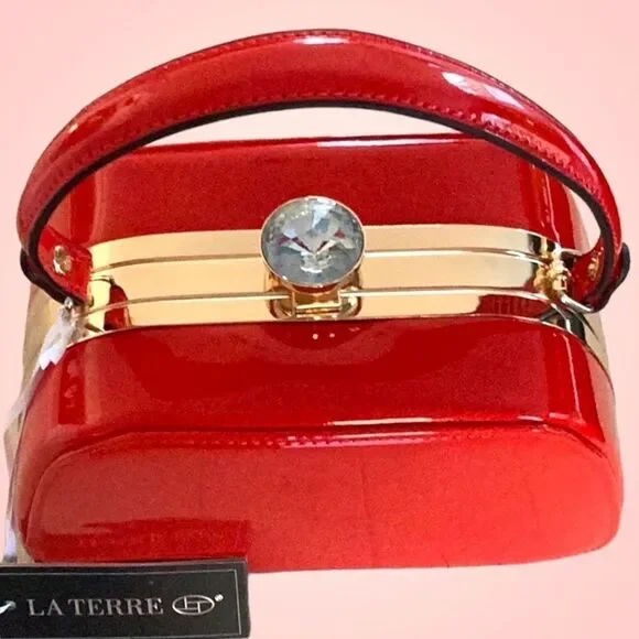 NEW BRIGHT SHINY RED HAND BAG WITH CROSSBODY CHAIN LARGE STONE BLING DECORATION - Picture 7 of 16